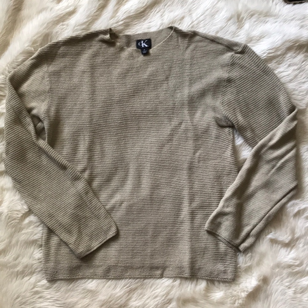 Calvin Klein Men’s fitted knit sweater